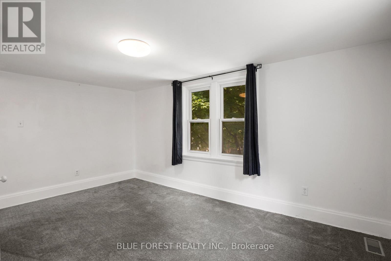 508 HATCH STREET - Image 30