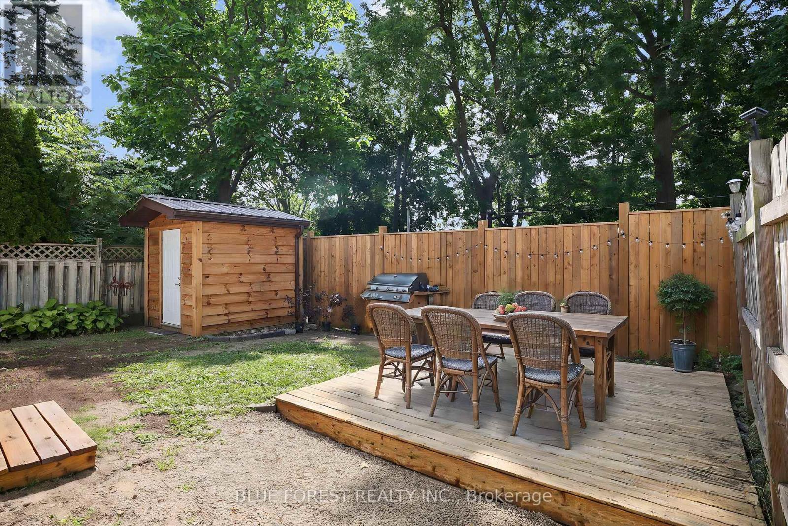 508 HATCH STREET - Image 32