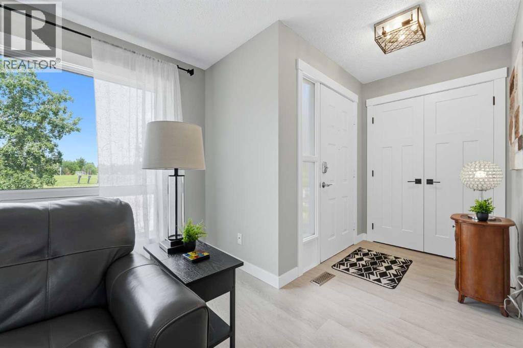 55 Sunbank Road SE, Sundance, Calgary photo 5