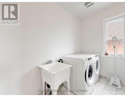 62 Pear Blossom Way, East Gwillimbury, ON L9N0S9 Photo 32
