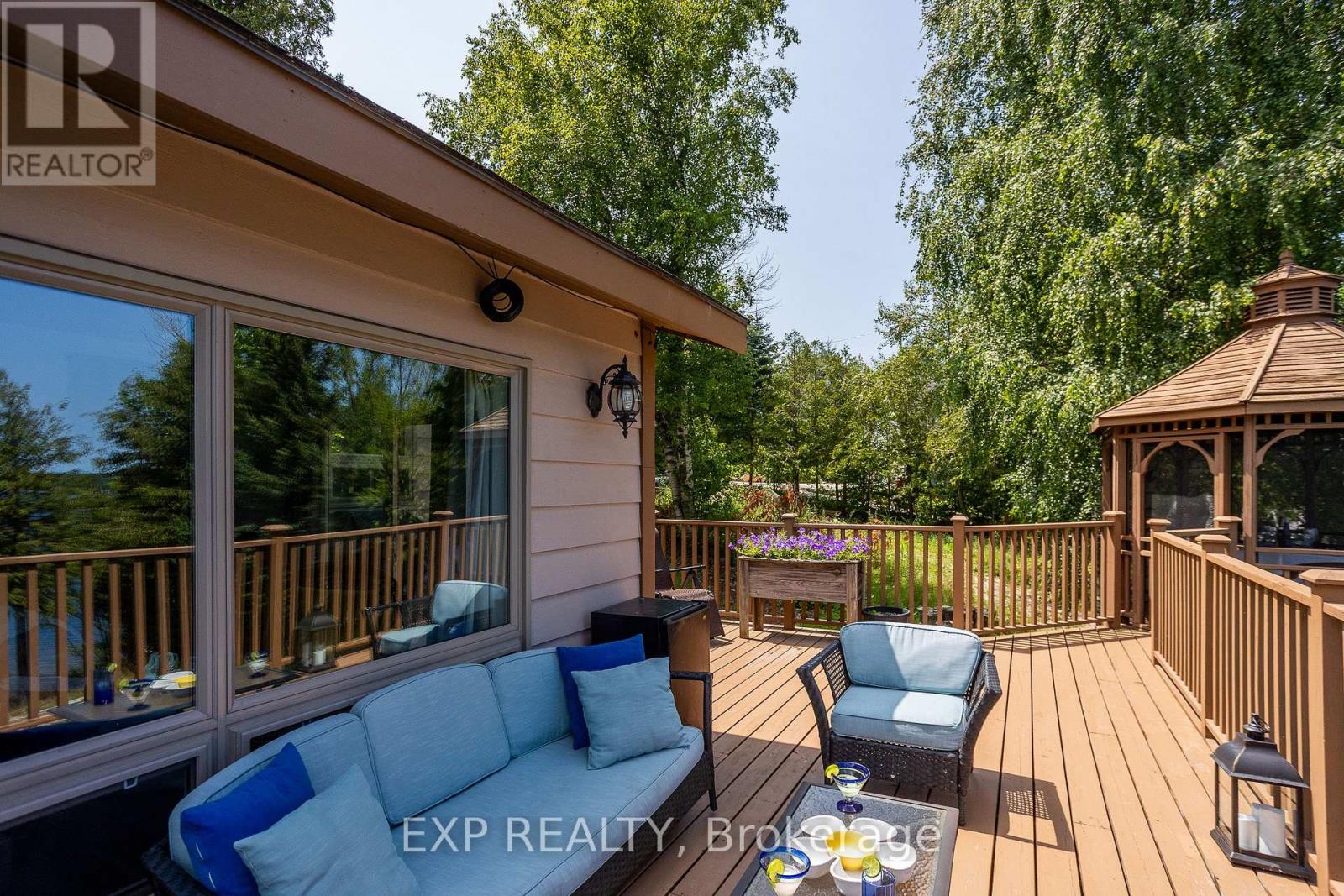 121 IVY DRIVE - 36