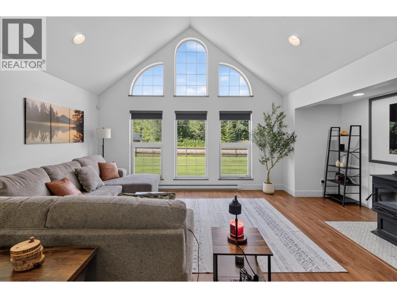 26 BLUEBERRY AVENUE - 1