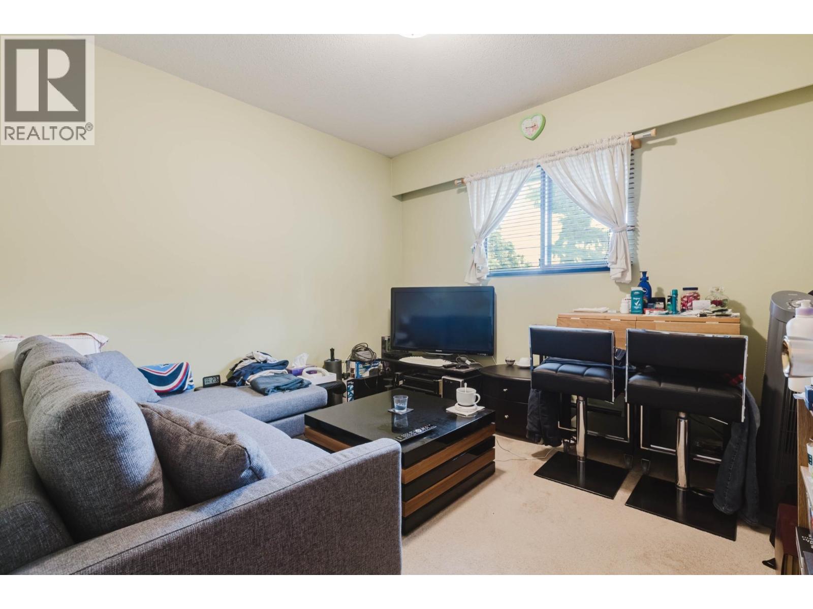 7 Bed, 4 Bath House for Sale in Vancouver – 3230 GARDEN DRIVE, Vancouver – MLS# R3148027 - Image 35