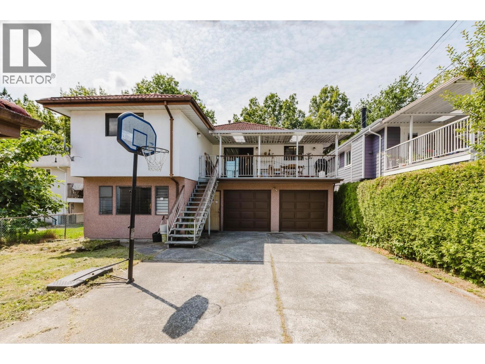 7 Bed, 4 Bath House for Sale in Vancouver – 3230 GARDEN DRIVE, Vancouver – MLS# R3148027 - Image 65