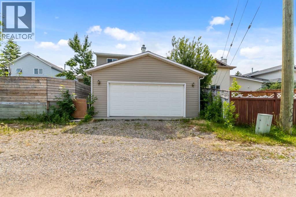 226 Sandstone Drive NW - 35