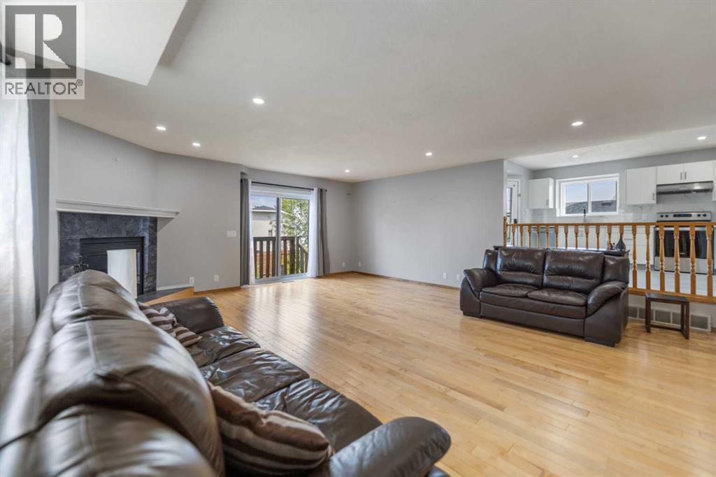 226 Sandstone Drive NW - 11