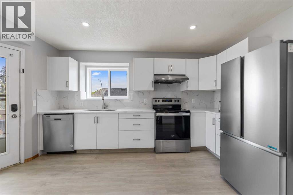 226 Sandstone Drive NW - 17