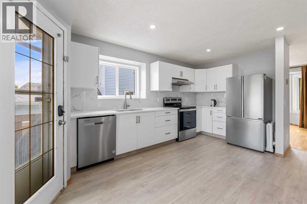 226 Sandstone Drive NW - 15