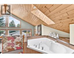 Bedroom - 1009 15 Street, Canmore, AB T1W1V3 Photo 24
