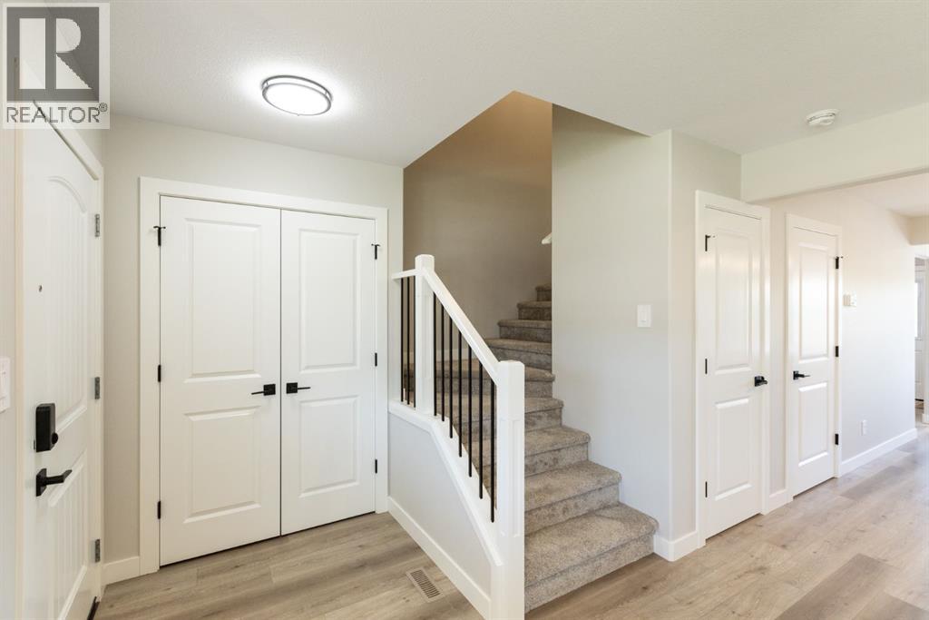 250 Halifax Close, Penhold