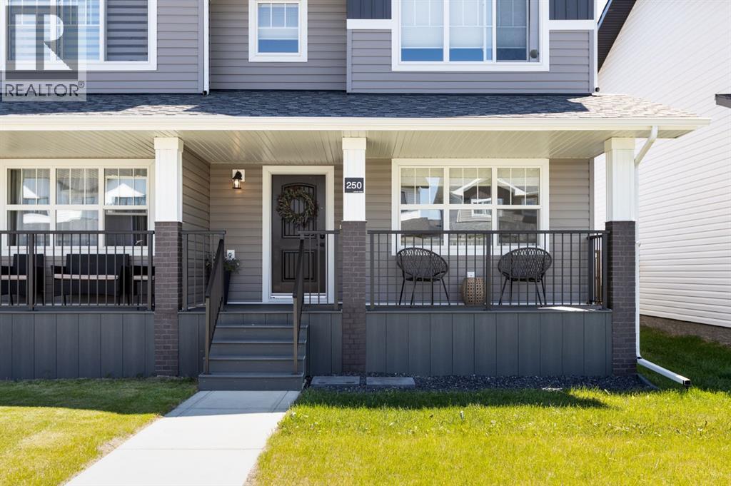 250 Halifax Close, Penhold