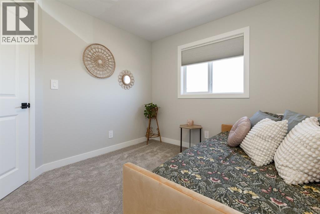 250 Halifax Close, Penhold