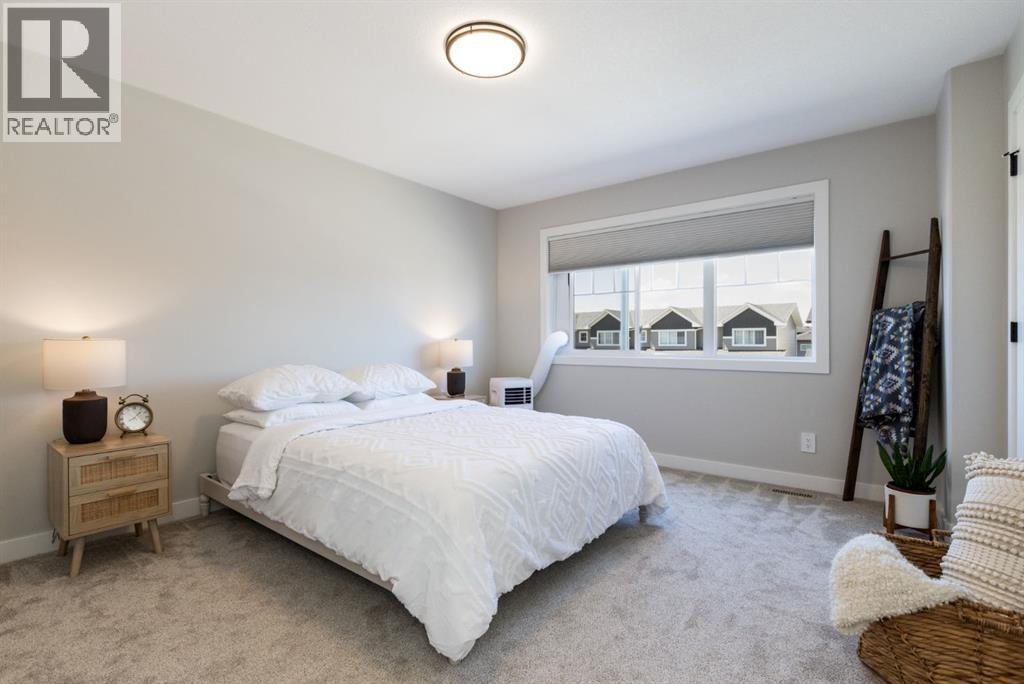 250 Halifax Close, Penhold