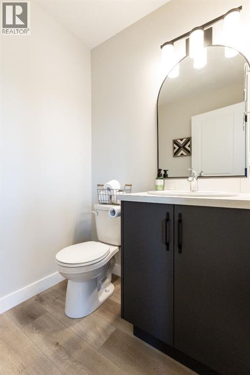 250 Halifax Close, Penhold