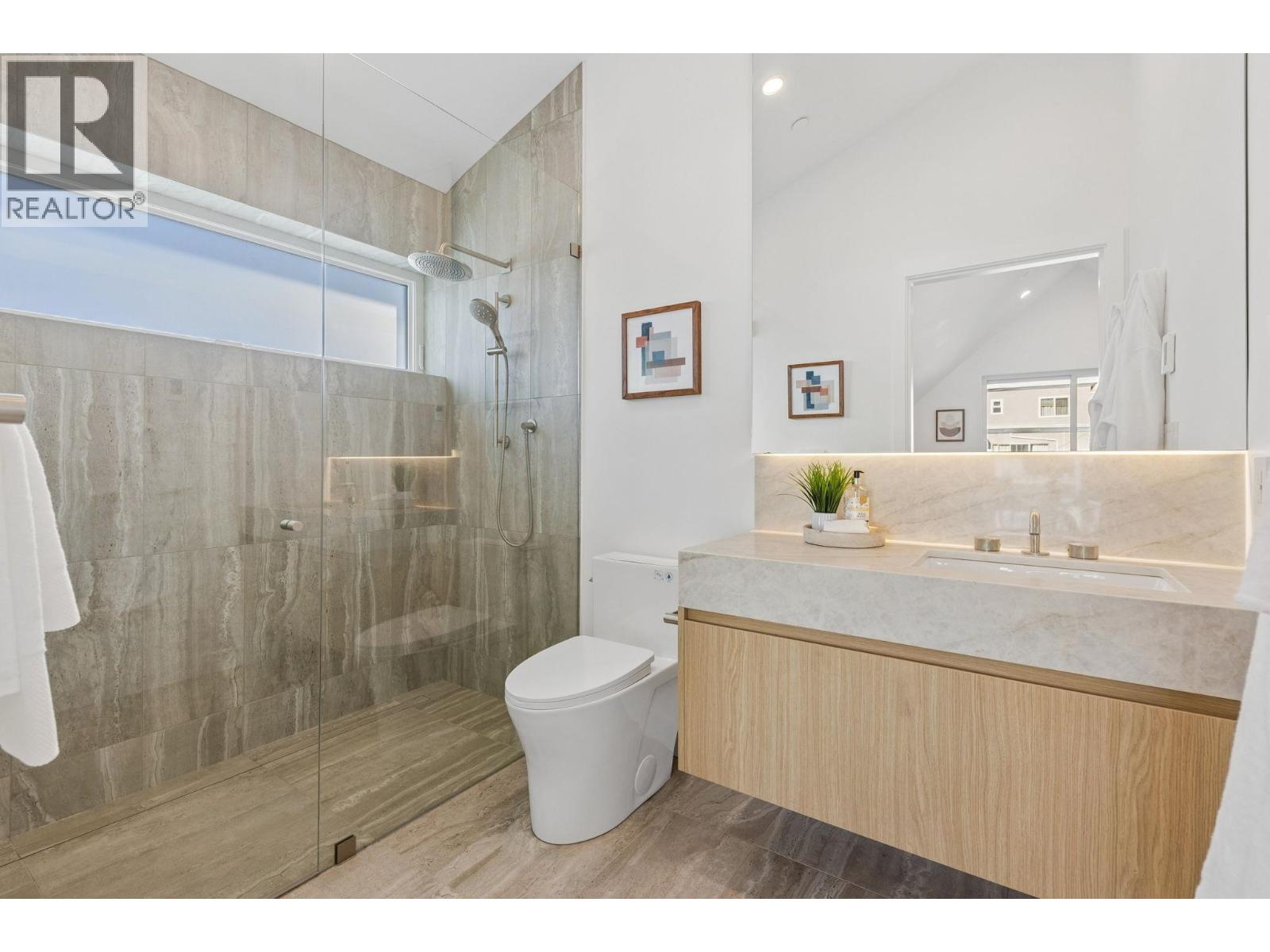 4 Bed, 4 Bath House for Sale in Vancouver – 2 6040 LARCH STREET, Vancouver – MLS# R3150707 - Image 31