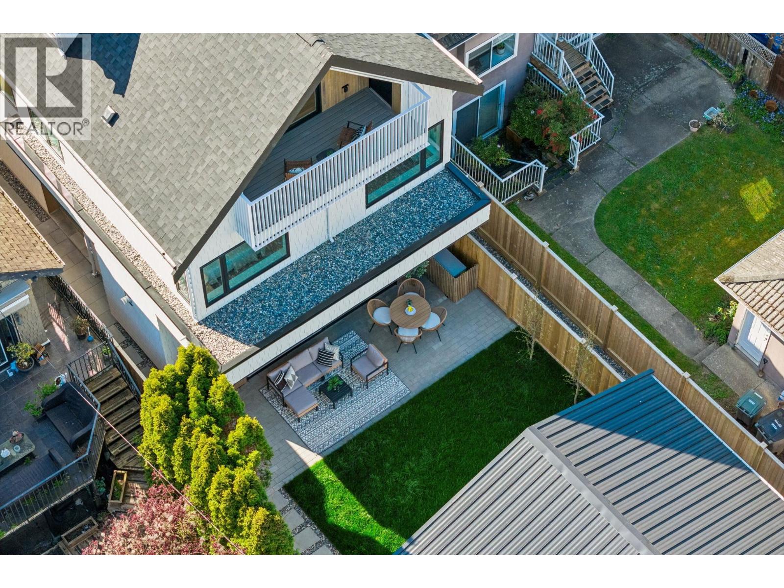 4 Bed, 4 Bath House for Sale in Vancouver – 2 6040 LARCH STREET, Vancouver – MLS# R3150707 - Image 38