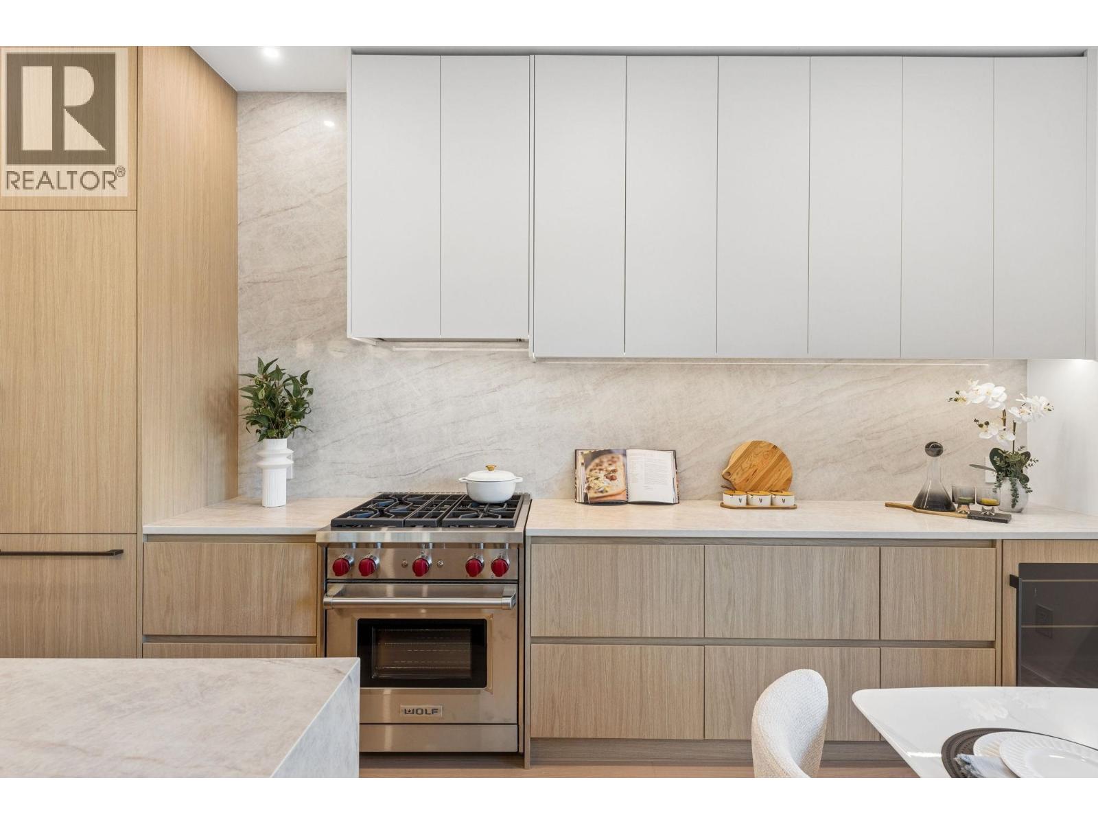 4 Bed, 4 Bath House for Sale in Vancouver – 2 6040 LARCH STREET, Vancouver – MLS# R3150707 - Image 9