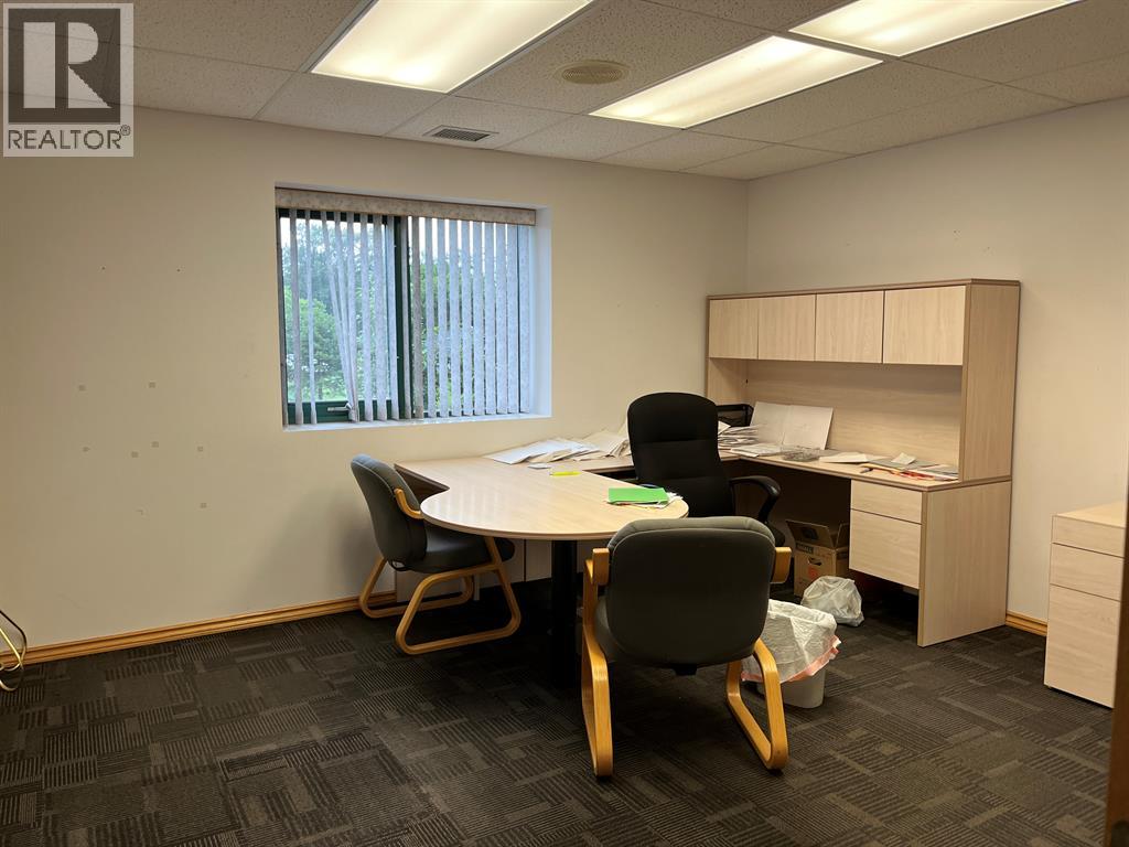 105 6 Avenue Southeast - Photo 5