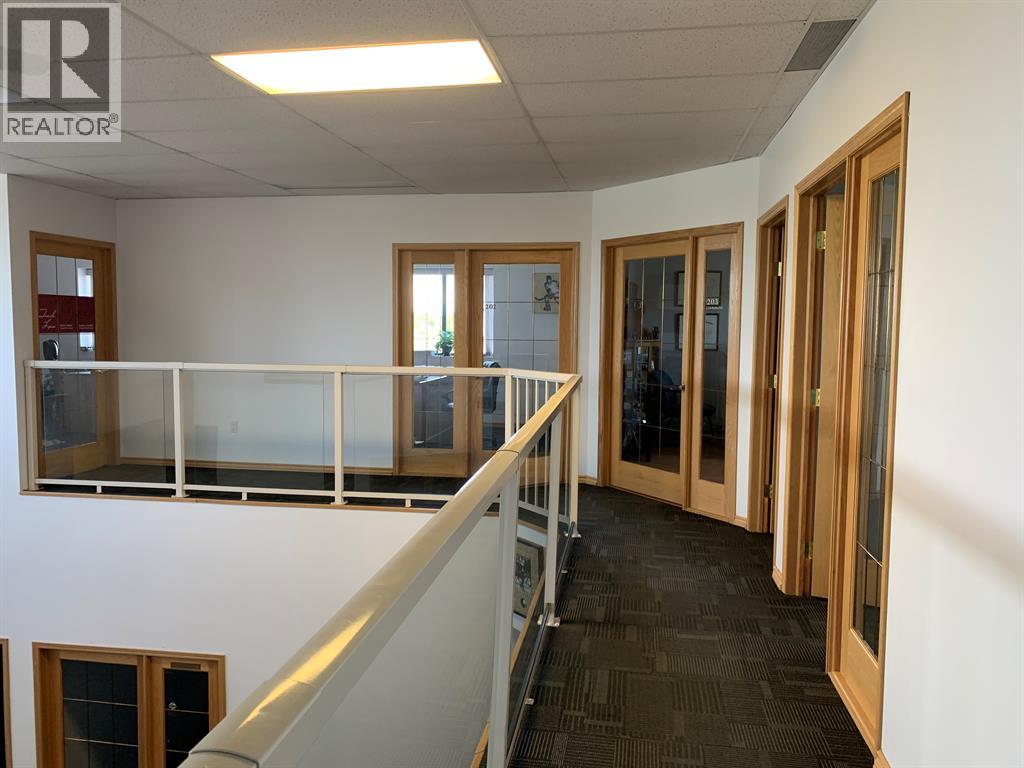 105 6 Avenue Southeast - Photo 7