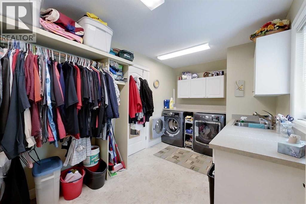 30 Executive Estates - Photo 13