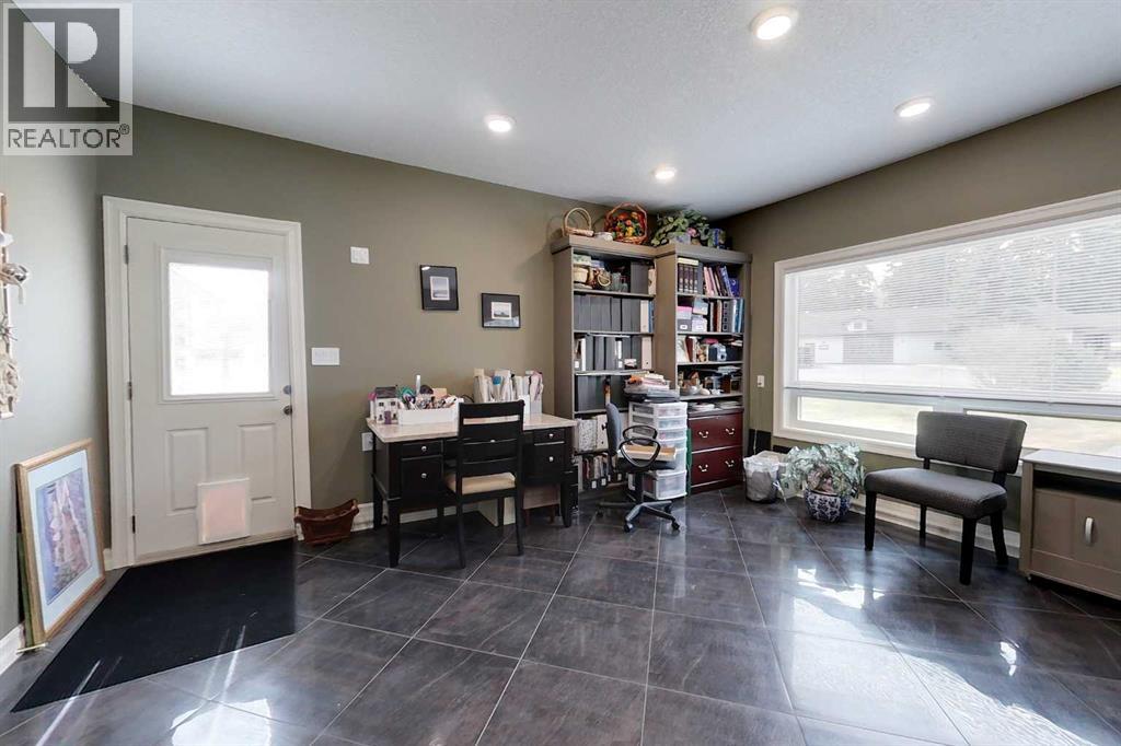 30 Executive Estates - Photo 16