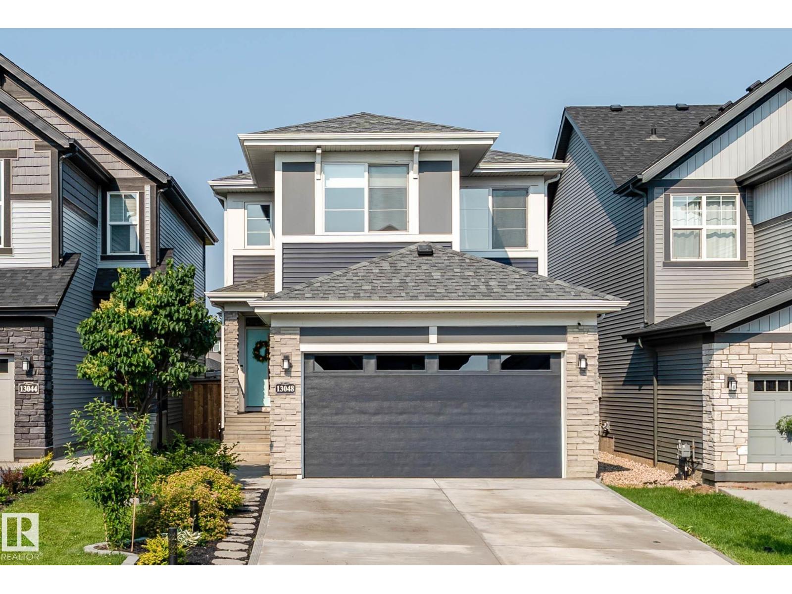 13048 211 ST NW, Trumpeter Area, Edmonton photo 1