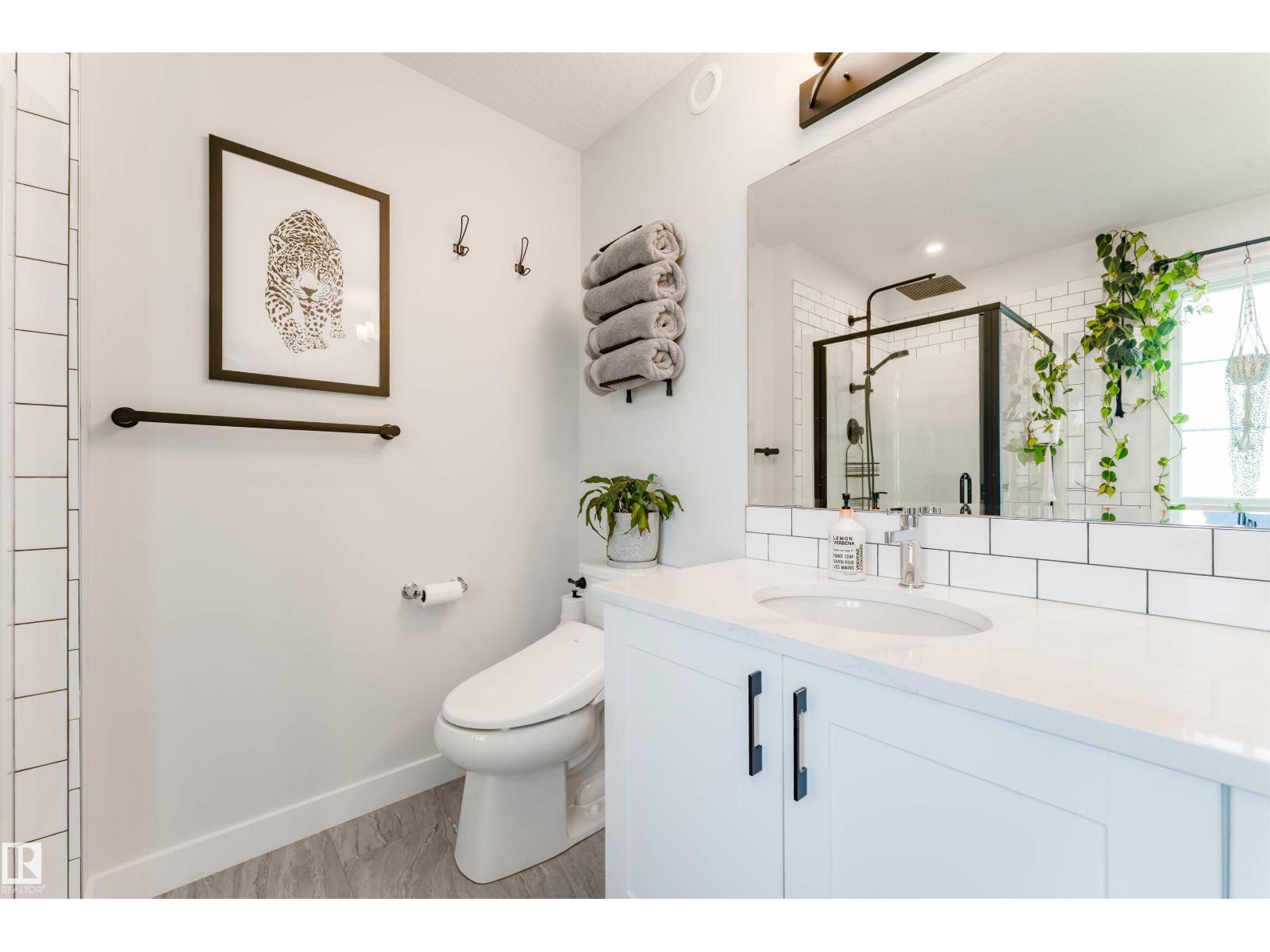 13048 211 ST NW - 31