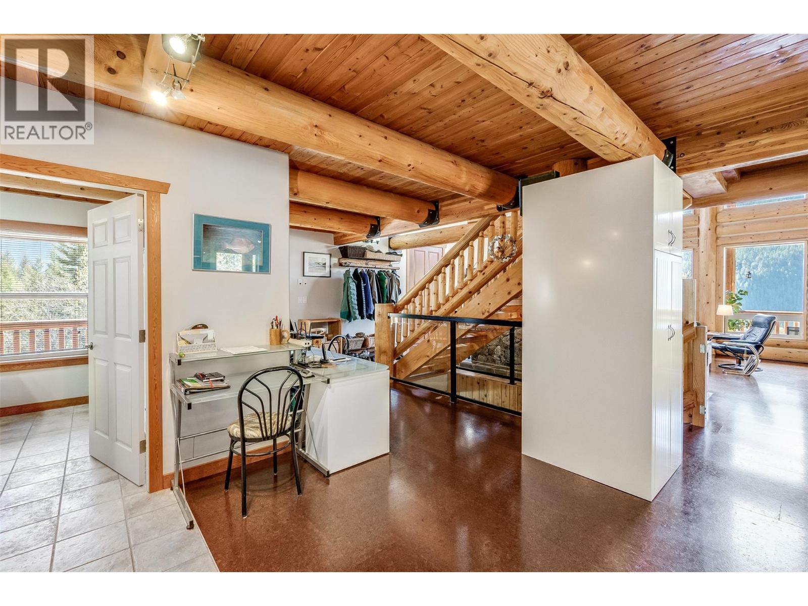 4761 Slocan River Road - 24