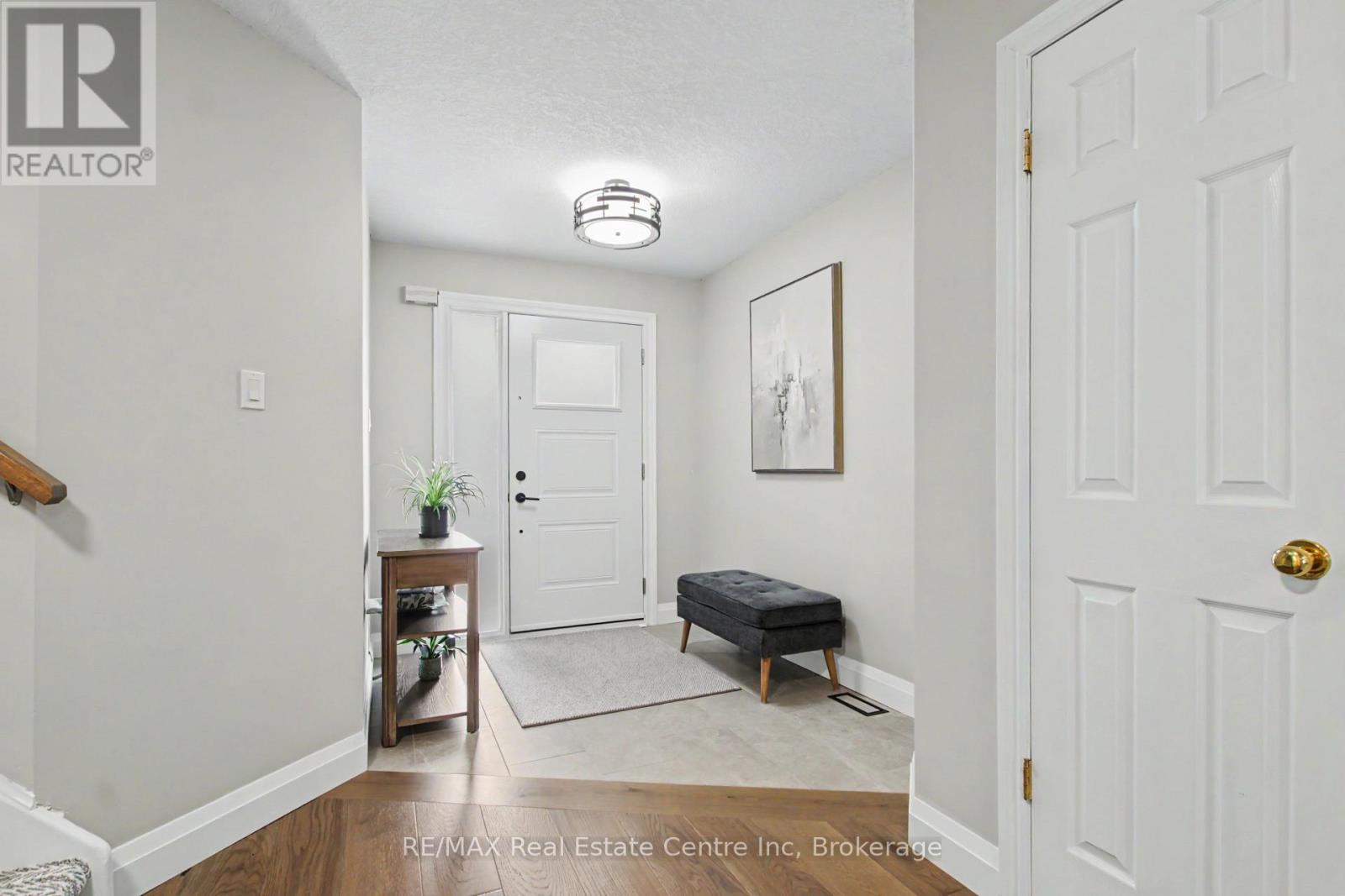 137 STEEPLERIDGE STREET - Image 6