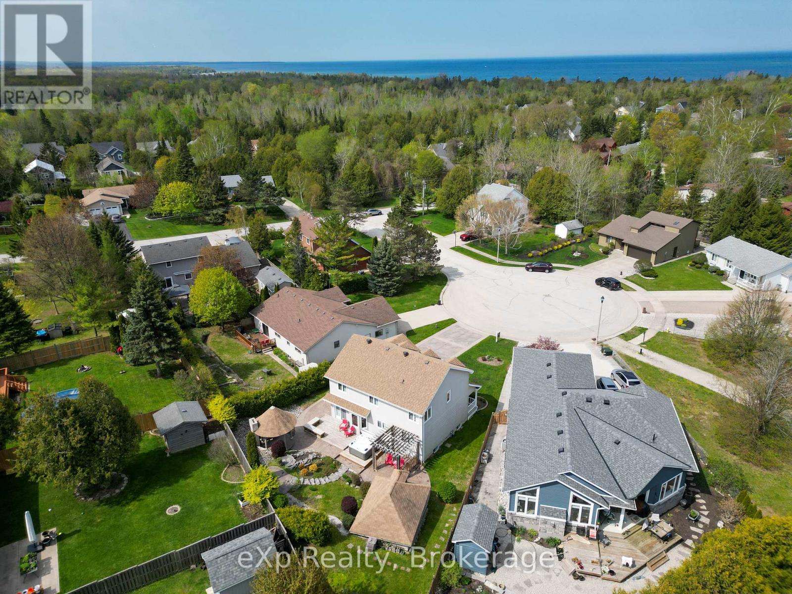 8 SANDPIPER COURT - 49