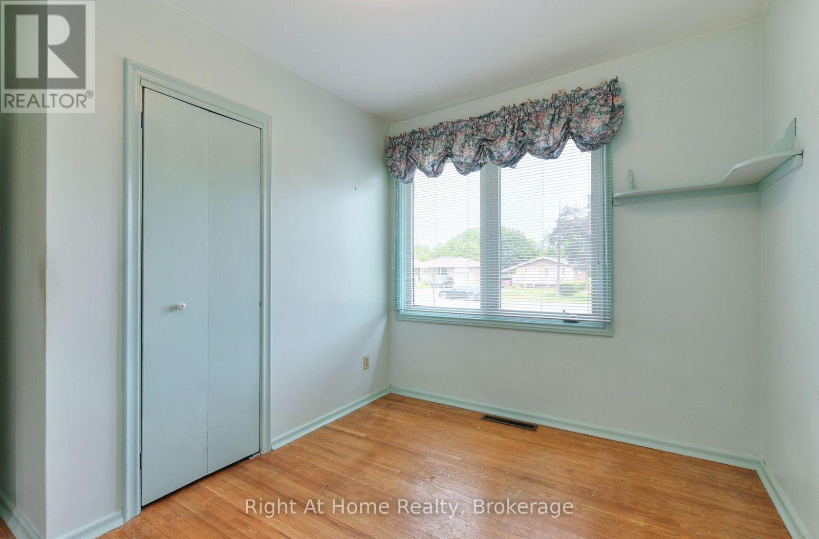 544 HARMONY ROAD S - Image 15