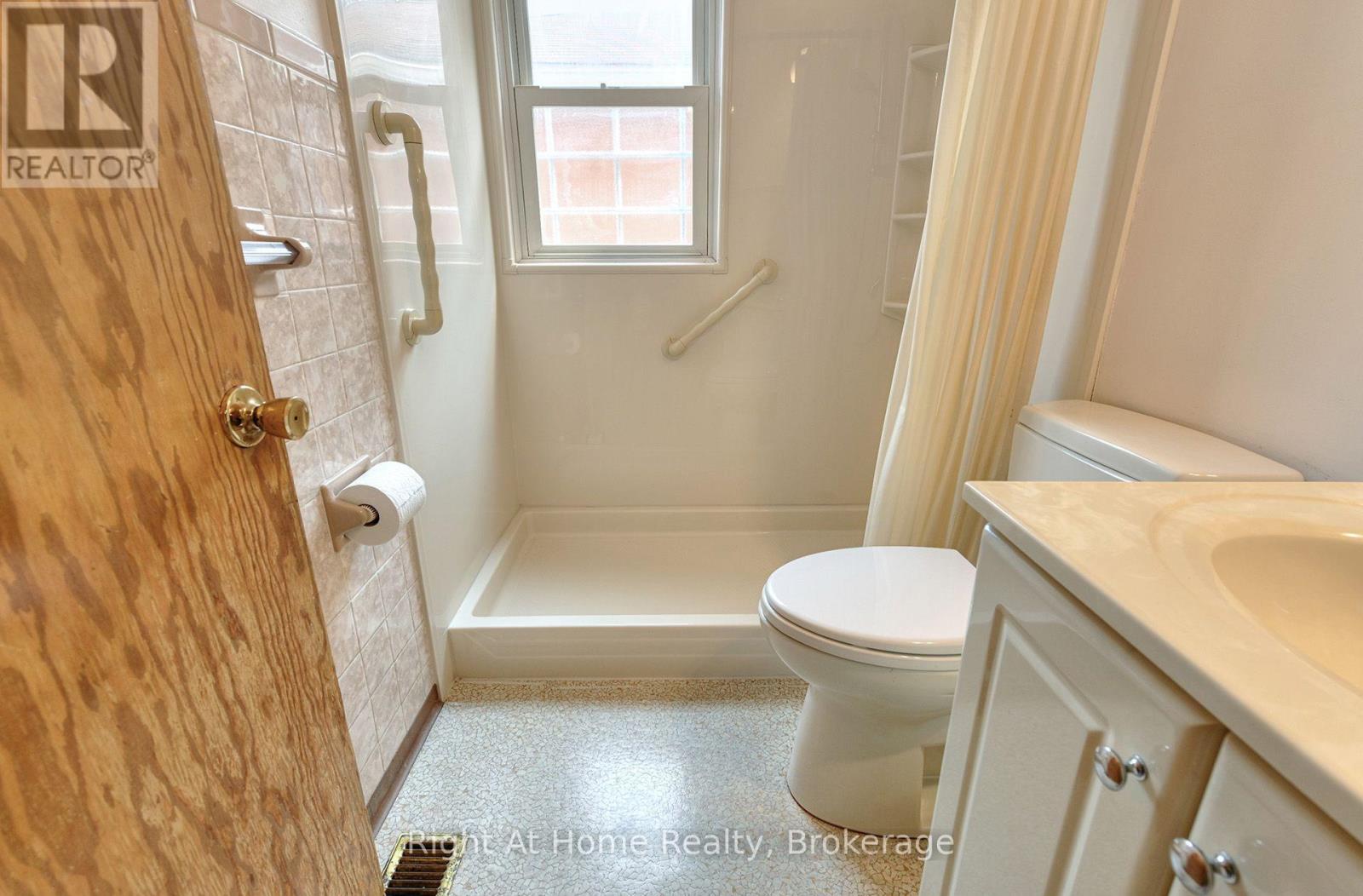 544 HARMONY ROAD S - 17