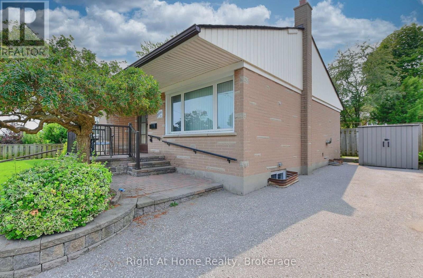 544 HARMONY ROAD S - 2