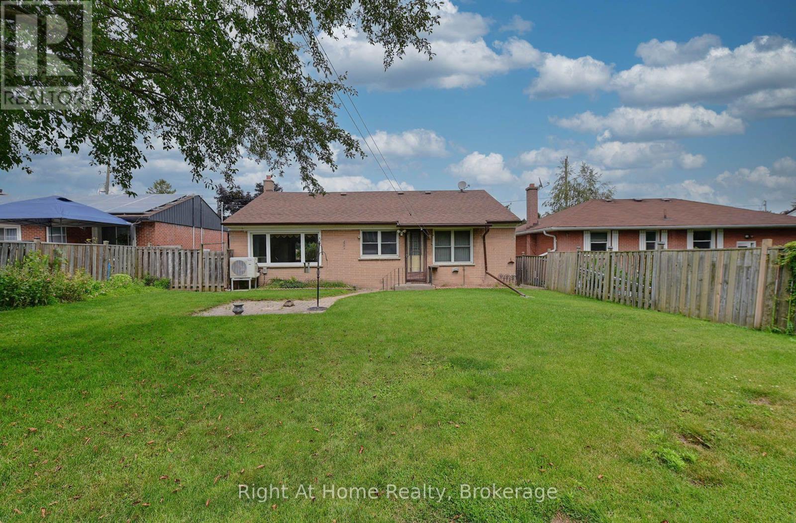 544 HARMONY ROAD S - 25