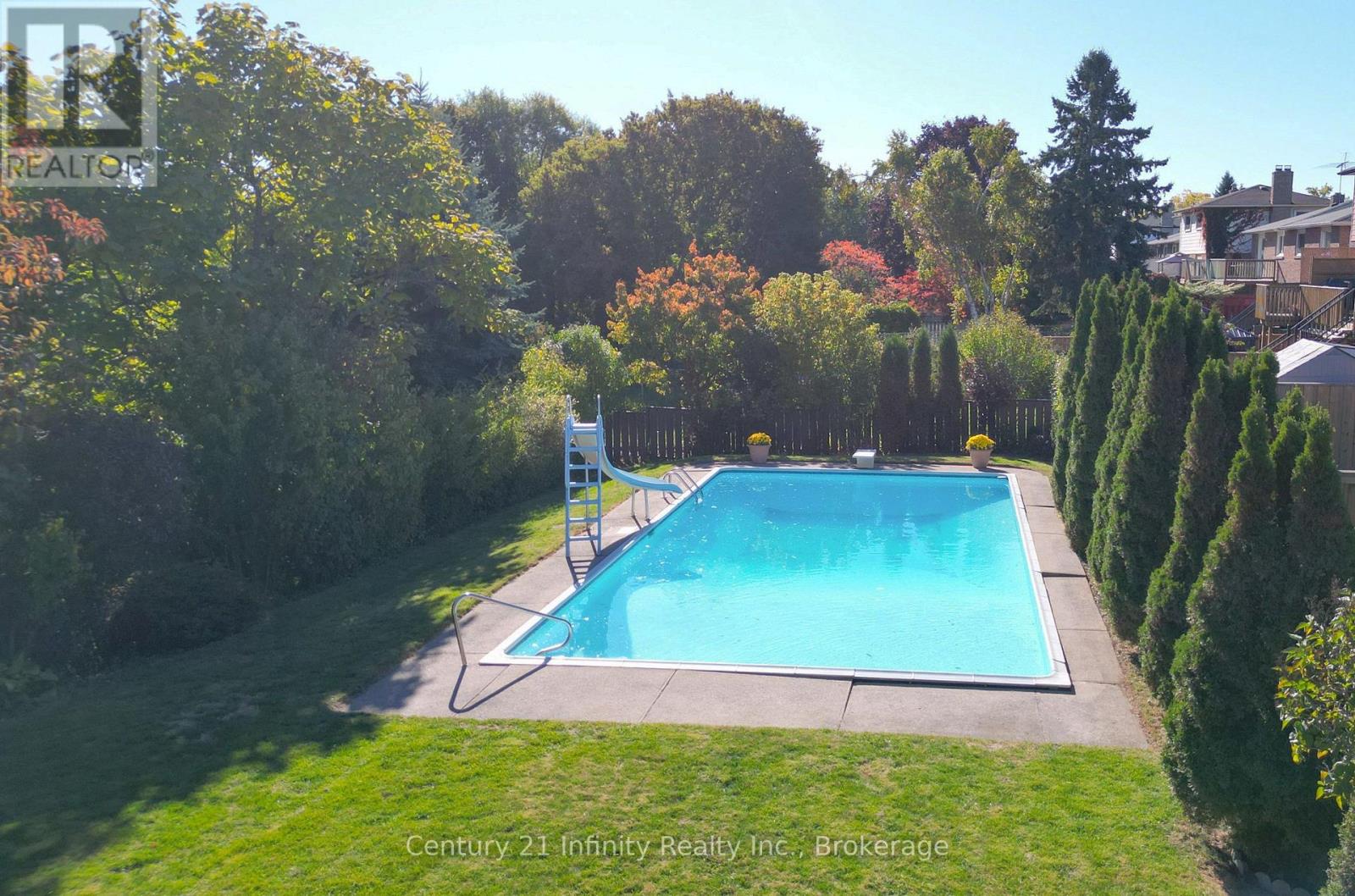 933 OKLAHOMA DRIVE - Image 40