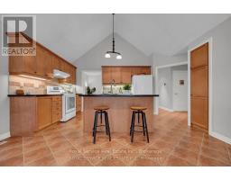 5 - 350 Lakebreeze Drive, Clarington, ON L1B0A2 Photo 11
