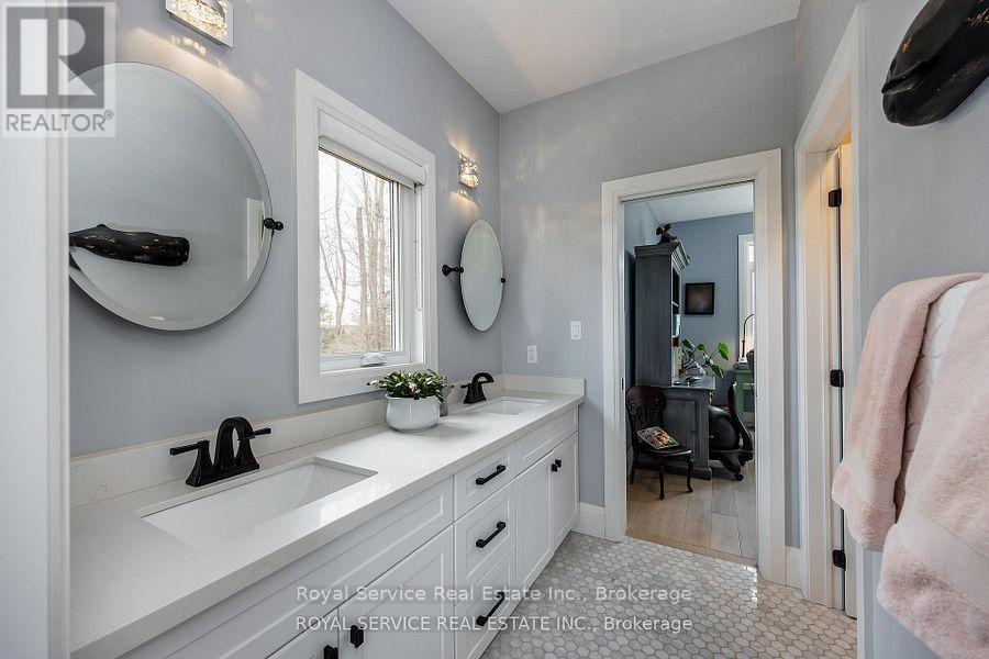 28 RUSTLEWOOD AVENUE - Image 26