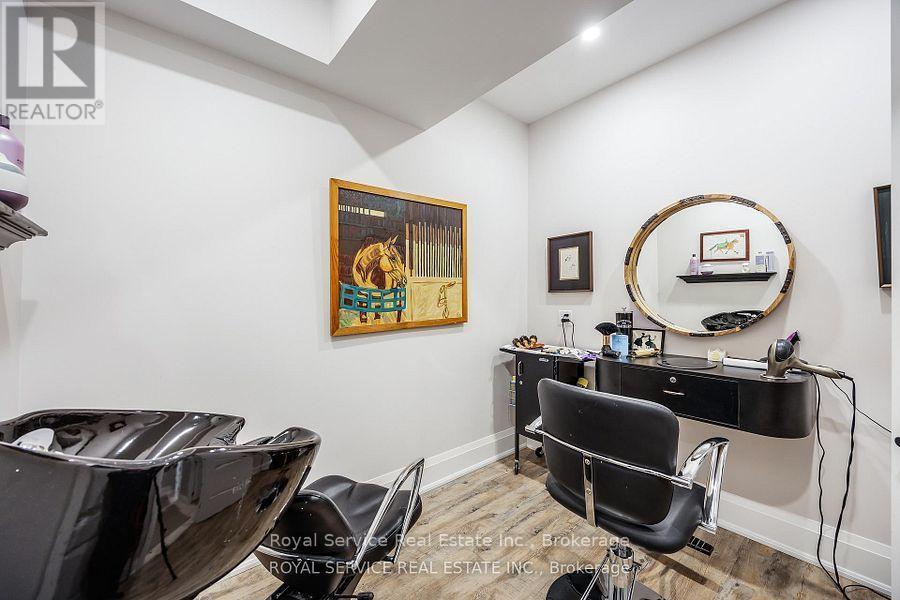 28 RUSTLEWOOD AVENUE - Image 40
