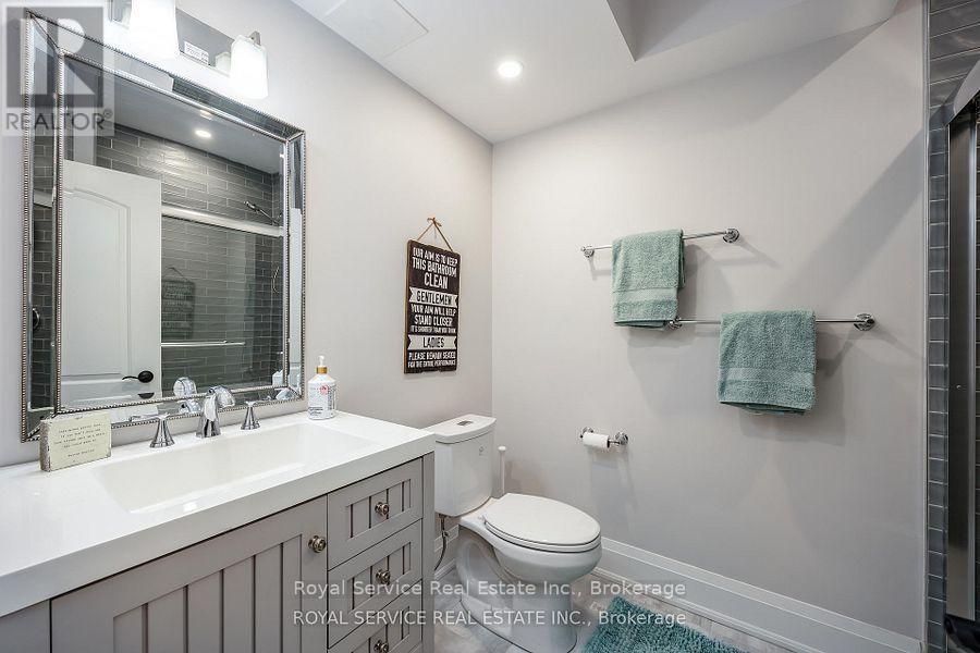 28 RUSTLEWOOD AVENUE - Image 41