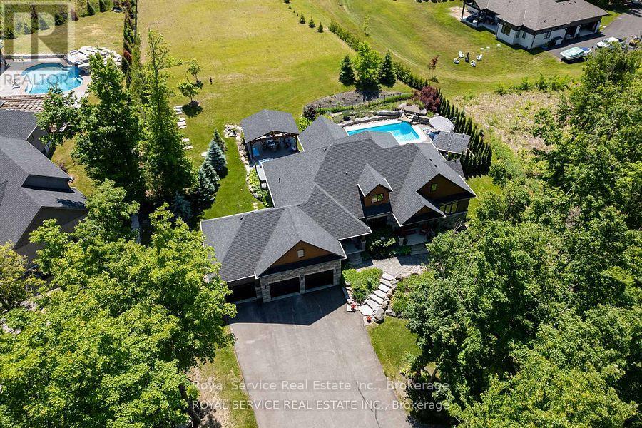 28 RUSTLEWOOD AVENUE - 50