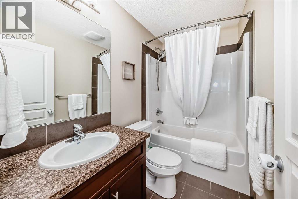 199 River Heights Green - 32