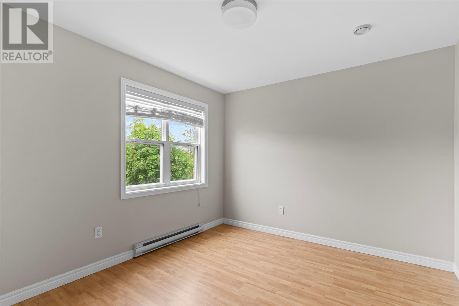 78 Edison Place thumbnail 17