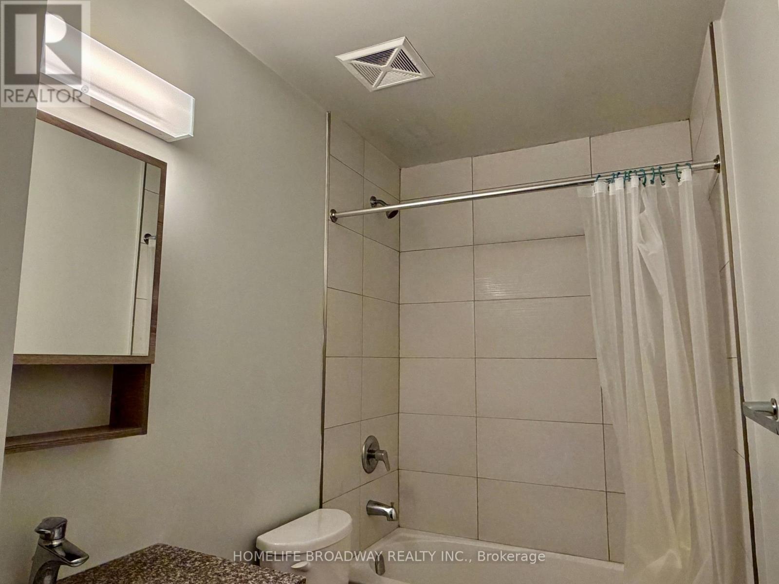 #T106 62 BALSAM STREET - 25