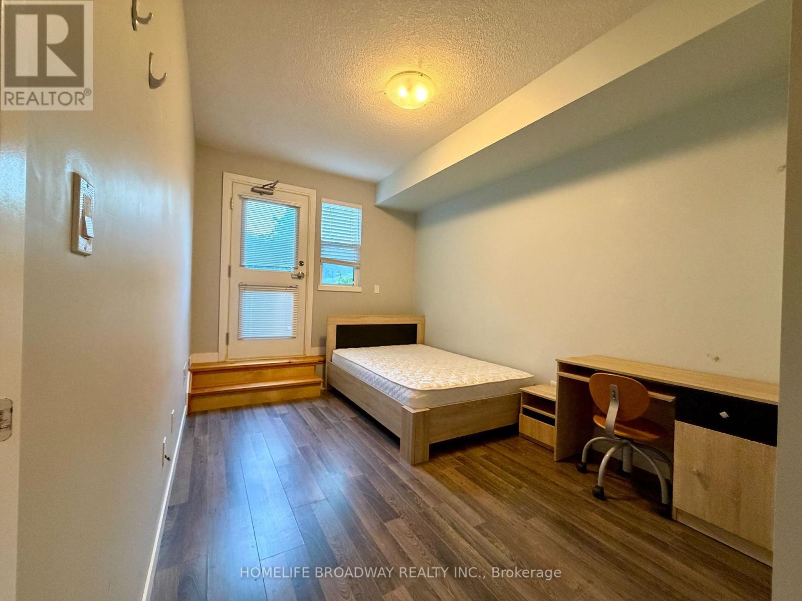 #T106 62 BALSAM STREET - 29