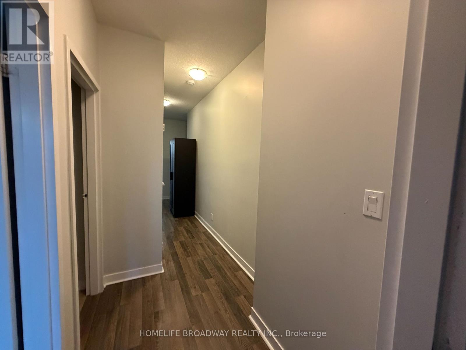 #T106 62 BALSAM STREET - 30