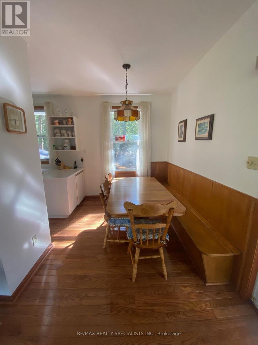 384 INDIAN POINT ROAD - 11