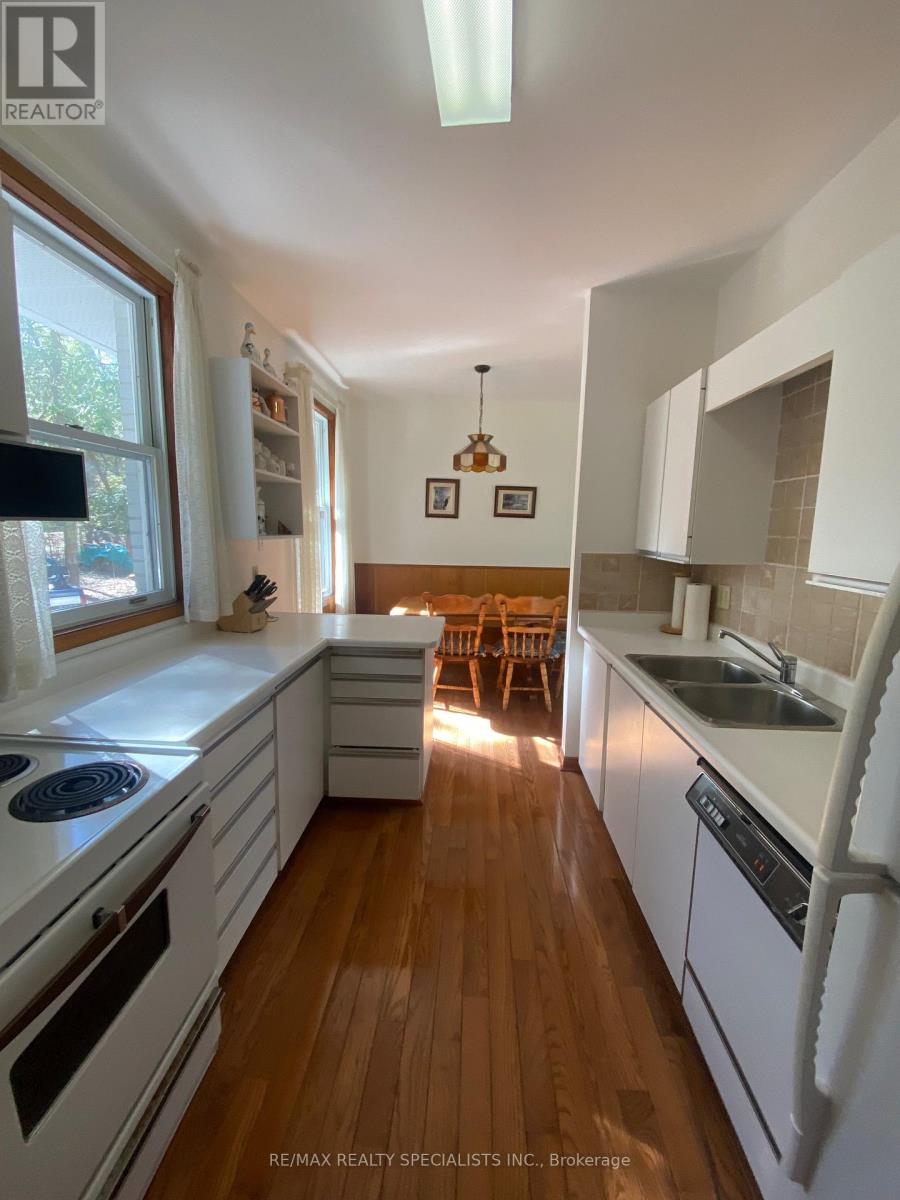 384 INDIAN POINT ROAD - 12