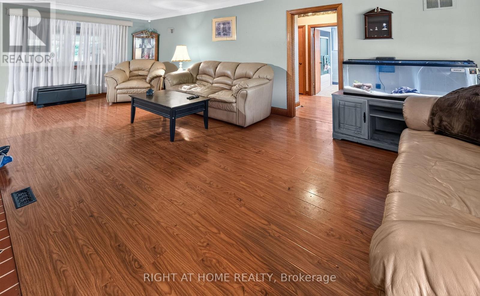 6297 SUNSET ROAD - Image 15