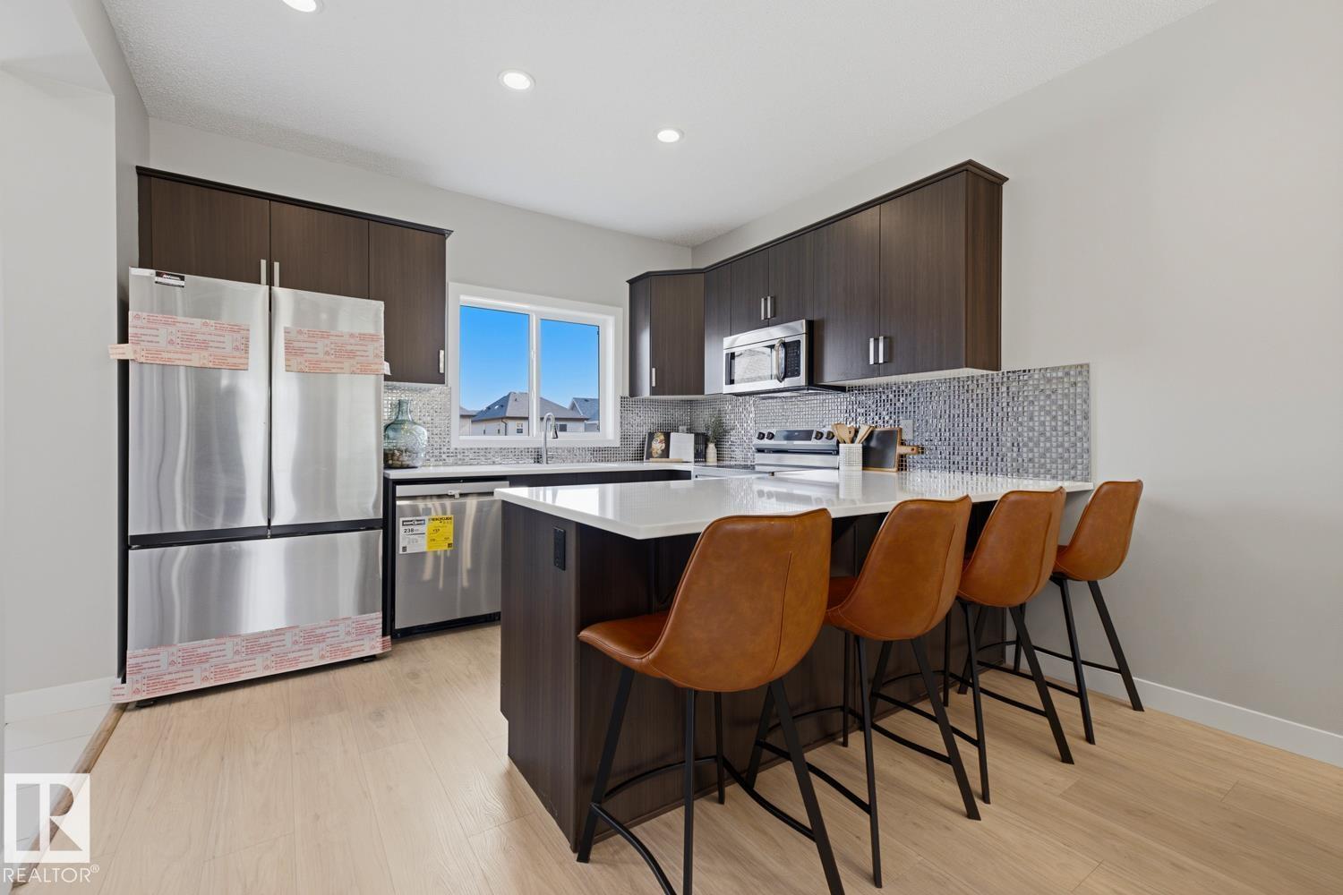 17677 60A ST NW - 10