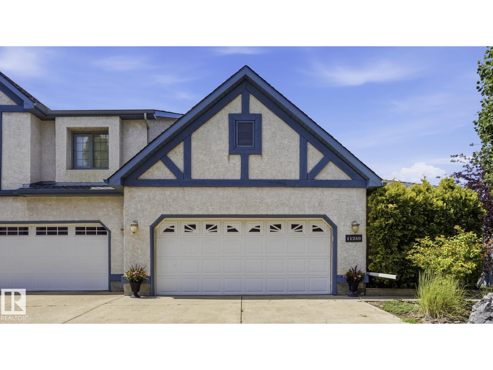 #10 11249 12 AV NW NW, Twin Brooks, Edmonton photo 2